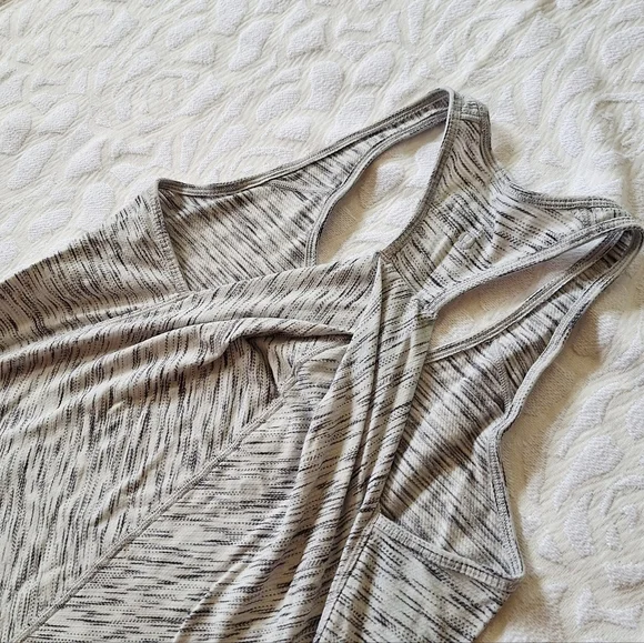 Lululemon Essential Tank Top Grey 6 Small S - Picture 10 of 15